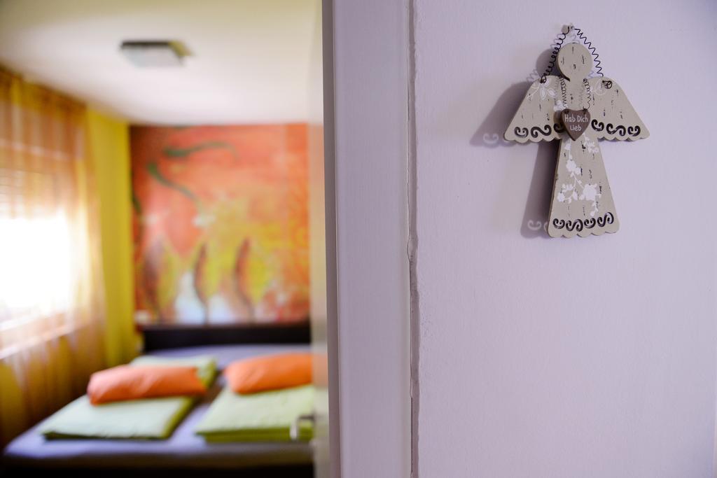 Apartment And Rooms Hisa Sonca Kobarid Phòng bức ảnh